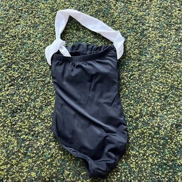 Venus Aphrodite One-Piece 6 - Picture 4 of 5